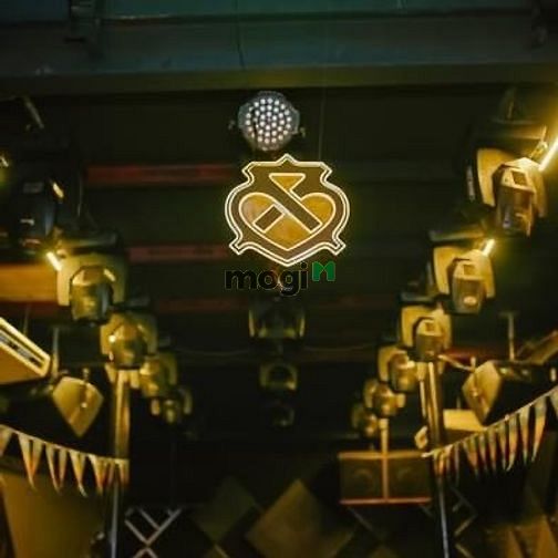 Chính chủ cần Sang nhượng quán bar