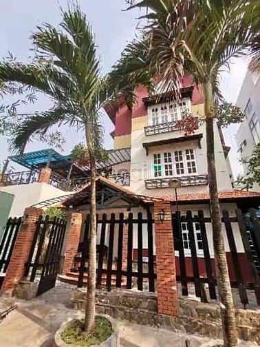 Cho thuê biệt thự khu Bình An quận 2, 7 phòng, 7 tolet. GIá TL