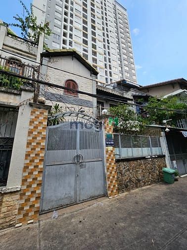 Bán nhà hẻm 91 Nguyễn Khoái, P.02 , Quận 4 .DT: 6.6x16m, Giá 12 tỷ TL.