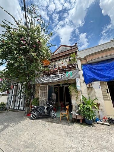 HẺM Thông  XE TẢI TRÁNH NHAU,50m2  NGAY AOEN TÂN PHÚ Giá Chỉ 4,5 Tỷ