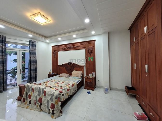 Sở hữu ngay căn nhà mơ ước 4 tầng Mặt Tiền Nguyễn Tư Giãn, Quá đẹp!