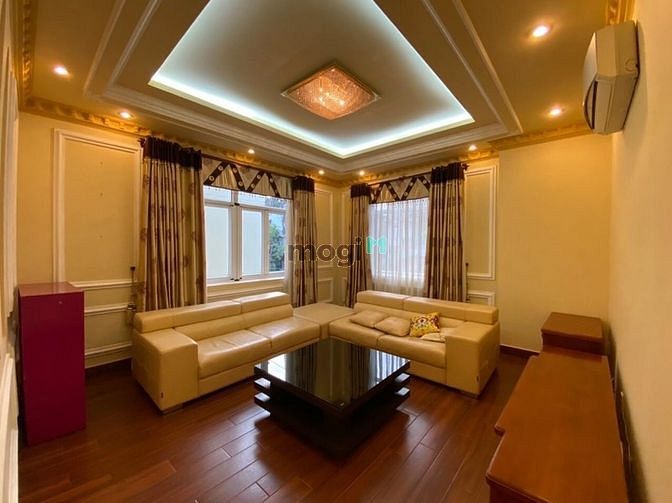 cho thuê biệt thự giá rẻ nam thông 10*20m, có hầm ngay phú mỹ hưng, Q7