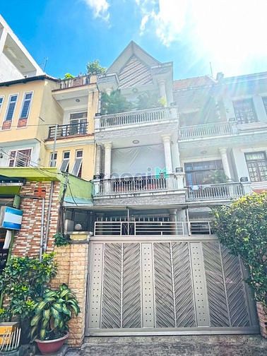 Nhà 2 lầu sân thượng mặt tiền hẻm xe tải Huỳnh Tấn Phát, Quận 7