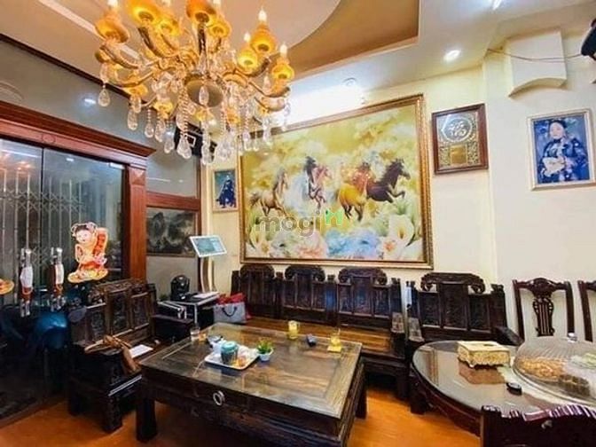 Bán gấp CH tập thể Lê Thánh Tông giá 3,35 tỷ, 62m2, cực đắc địa