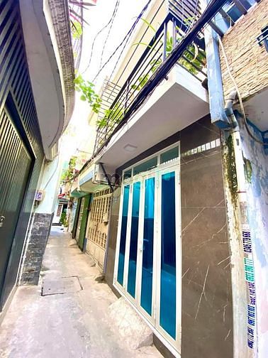 Bán Nhà nhỏ gọn Quang Trung GV-21m2- 2 Tầng - 2Pn- SHR- Giá 1 tỷ hơn