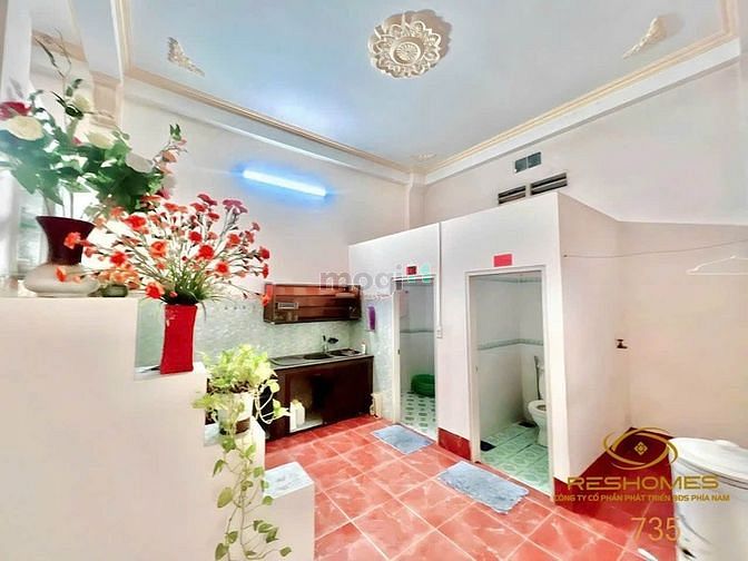 Bán nhà gần chợ Lý Văn Sâm, Tam Hiệp, sổ hồng 144m2 xây 2 tấm kiên cố