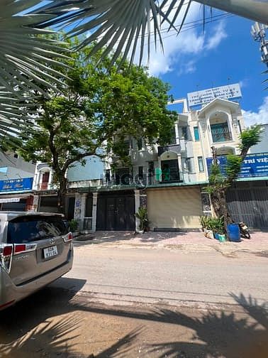 Chủ cần bán MTKD Phước Thiện - đối diện cổng Vinhome  Grand Park: 5x22