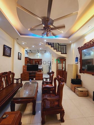 Bán nhà ngõ 508 đường Láng, Đống Đa: DT 40m2. 5 tầng. 6 ngủ - giá 5xtỷ