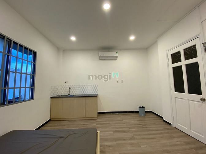 Căn hộ full nội thất, mới 100% từ nhà tới nội thất.