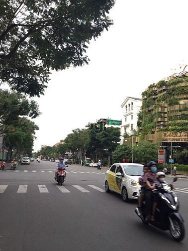 Bán liền tay shop góc đường Bùi Bằng Đoàn khu Hưng Vượng, Phú Mỹ Hưng