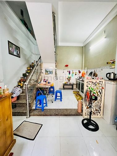 Bán nhà sổ hồng riêng trung tâm biên hòa chỉ 2,2 tỷ, 3 tầng kiên cố