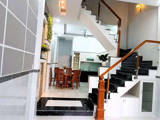 Bán nhà 1t2l 4pn hẻm 6m đường 8 linh xuân
