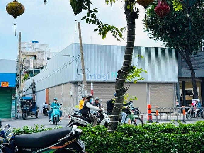 Bán nhà rộng đẹp góc 2 mặt tiền (11x36) 1050 QUANG TRUNG P8 Gò Vấp