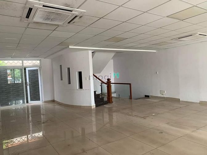 Chính chủ gửi cho thuê nhà mặt tiền 118 Trương Văn Bang Quận 2