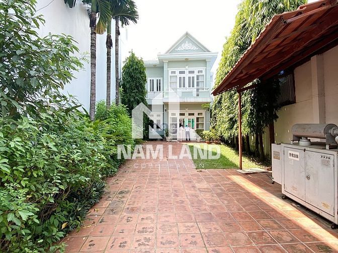 ?Cho thuê Villa – Biệt thự cao cấp ở Đường Nguyễn Bá Huân?