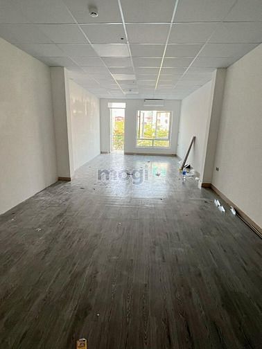 Cho thuê văn phòng tầng 4 tại QUAN HOA, cầu giấy, hn