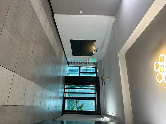 Cần cho thuê căn nhà nguyên căn phân lô Việt Hưng 80m2- vỉa hè thông s