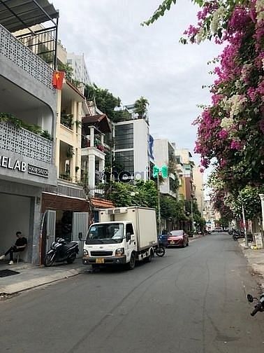 Cho thuê nhà đường Đặng Tất, Tân Định, Q1 Ngang 8m Trệt 2 lầu chỉ 45tr