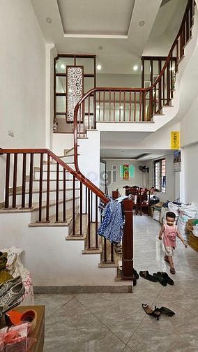 Bán Nhà  Gấp  Định Công Thượng - Hoàng Mai , DT 42m2 , Gía Hơn 4 Tỷ