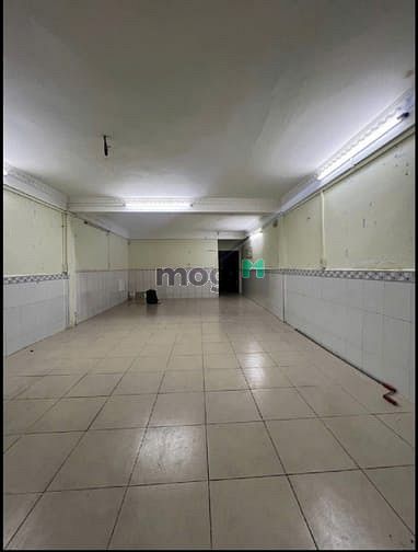 Mặt Tiền Ngang Gần 6 Mét, Ngay Chợ Nguyễn Xí, 83M2, P13, Chỉ 20,5 Tỷ