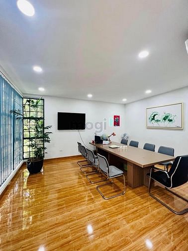 Nhà phân lô 62m2 5 tầng Phạm Tuấn Tài, Cầu Giấy, ô tô đỗ cửa, kd, vp
