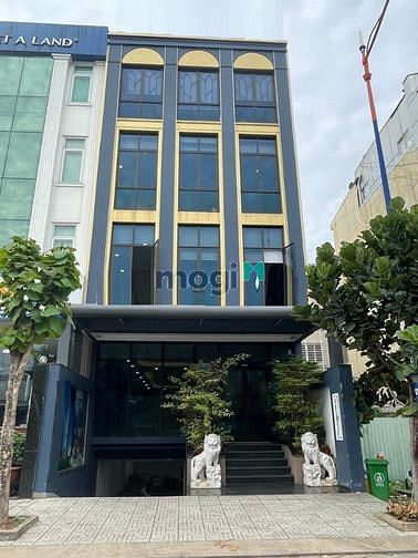 Cho thuê Tòa nhà 6 tầng, đường Nguyễn Hoàng, Quận 2 giá chỉ 100tr/th