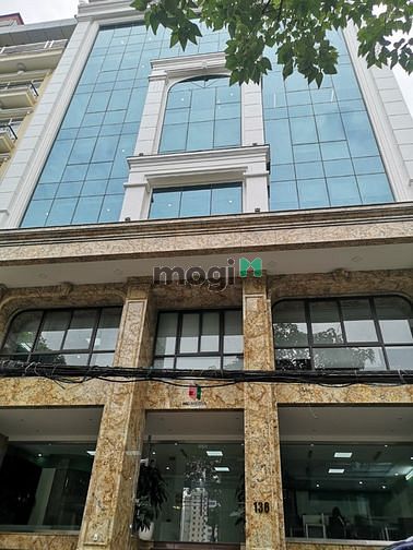 Cho thuê toà building Quận Cầu Giấy, dt 200m2, x8t+1 hầm,có đủ PCCC