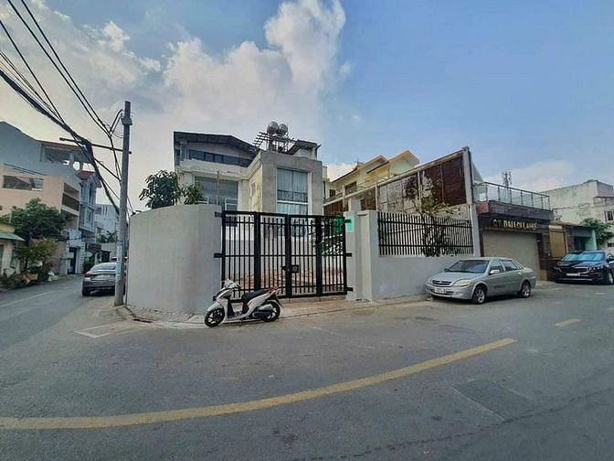Bán đất thổ cư Lô Góc 2 Mặt Tiền Đường 28, Cát Lái Quận 2,? Giá TL