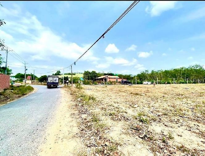 Bán đất Gò Dầu- Tây Ninh - Giá: 400triệu (Ngân hàng hỗ trợ vay 50 -60%