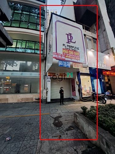 Cho thuê nhà ngay HADO MT đường 3/2, Q10. Dt: 4X20M, KC: Trệt 2 lầu