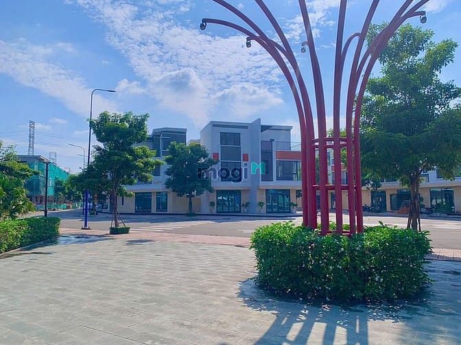 Bán gấp nhà mặt phố tại Lavela Garden, 2,8 tỷ vnd, 60m2, 3pn, 3wc