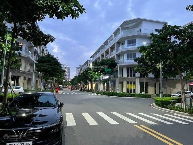 Cho thuê Shophouse rẻ nhất khu Sala, vị trí đẹp, khách nên xem ngay!