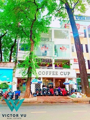 Cho Thuê nhà Mặt Tiền ngay Hồ Con Rùa (11*23m) Quận 1, 1000m2 sàn