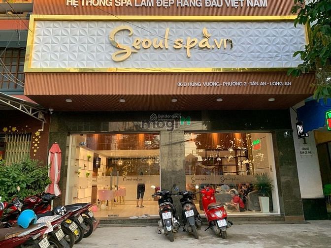 Cho thuê nhà mặt phố Cầu Giấy 65m2 MT 9m 4 tầng LÔ GÓC chỉ 55tr/th