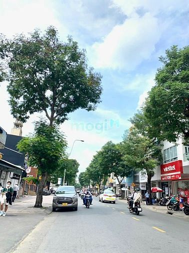 ?Siêu Phẩm Mặt Tiền Lê Văn Sỹ?