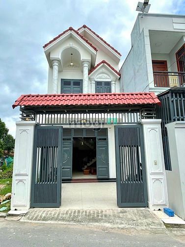 Bán gấp nhà Bình Chuẩn, Thuận An, mặt tiền đường nhựa thông