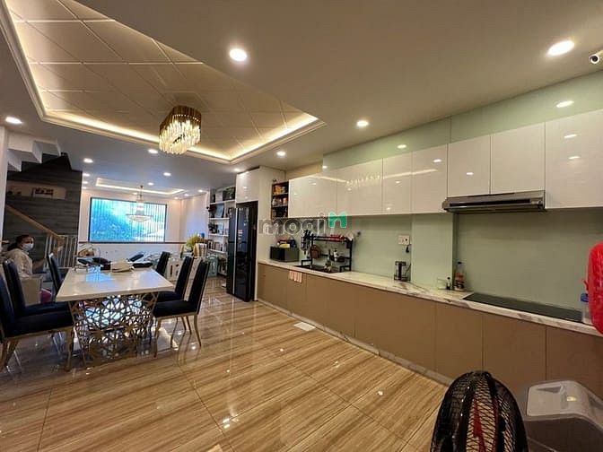 Mặt Tiền Kinh Doanh Sát Bình Phú P10 q6 ( 4 * 13.5 ) 4 Lầu 9.1 Tỷ