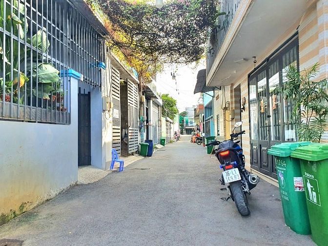 Bán dãy trọ 5 phòng ,đường 210 Man Thiện. PTNPA. Q9 ,ngang 5m4. 4 tỷ 9
