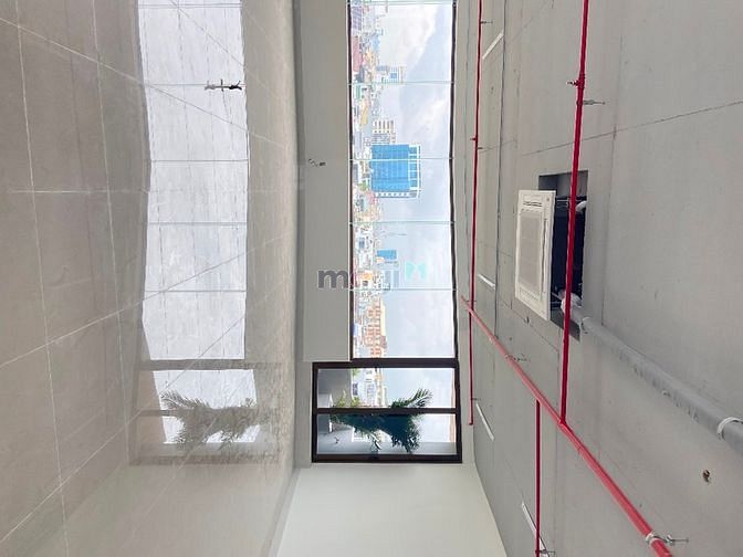 Văn phòng đa diện tích, mới, hiện đại đường 30/4 giá 250k/m2
