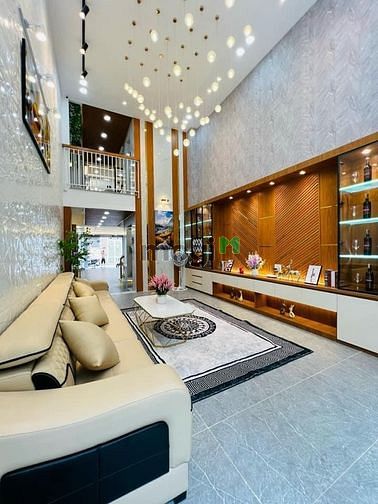 Nhà 6 lầu đẹp đón Tết Nguyễn Văn Khối 88m2 tặng nội thất hơn 13 tỷ.