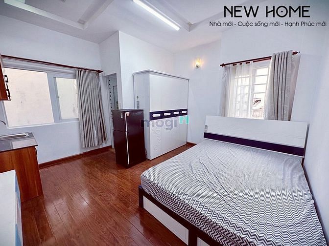 Studio cửa sổ, full NT mới cứng tại Phú Nhuận
