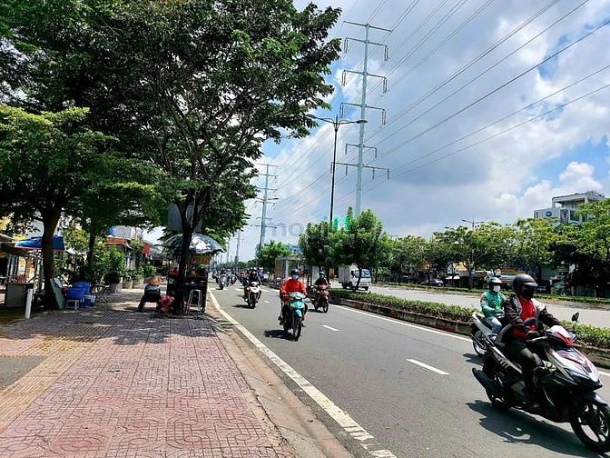 Nhỉnh 5 tỷ mặt bằng kinh doanh 50m2 Pham Văn Đồng Phan Văn Trị Hẻm ôtô