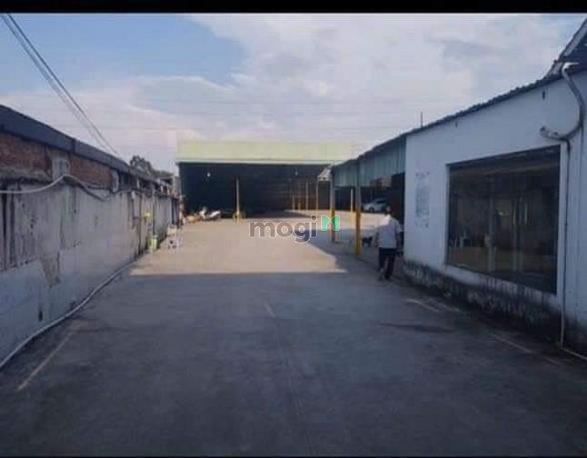 Cho thuê kho đường Đỗ Xuân Hợp, Phước Long B, Quận 9