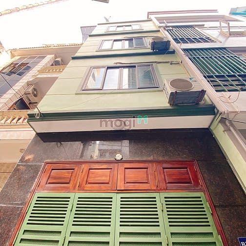 Bán nhà Hoàng Quốc Việt 48m 5 tầng, ngõ ô tô tránh, nhà đẹp ở ngay