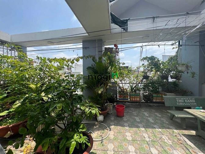 Bán nhà mới trung tâm Tân Bình 4 tầng chỉ 4.999 tỷ thương lượng.