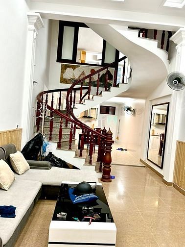 Cho thuê nhà đẹp full nội thất Văn Cao 15tr/ tháng