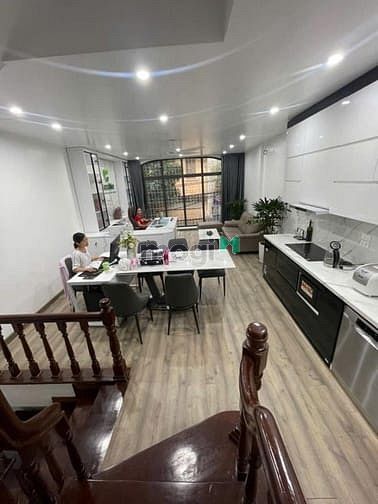 Bán nhà Cầu Giấy, đường Lạc Long Quân, ô tô tránh, kd, dòng tiền tốt