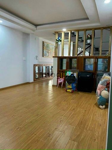 Cho thuê Biệt Thự  Nguyễn Trọng Tuyển,Phú Nhuận. 7.5x12.5m trệt 2 lầu