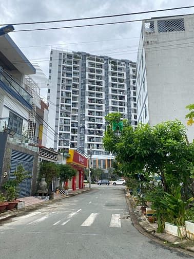 Lô Đất Duy nhất 130m2 full thổ cư đối diện căn hộ Ricca xây CHDV 7tầng