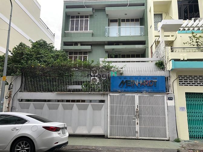 Cho thuê nhà đường Đặng Tất, Tân Định, Q1 Ngang 8m Trệt 2 lầu chỉ 90tr